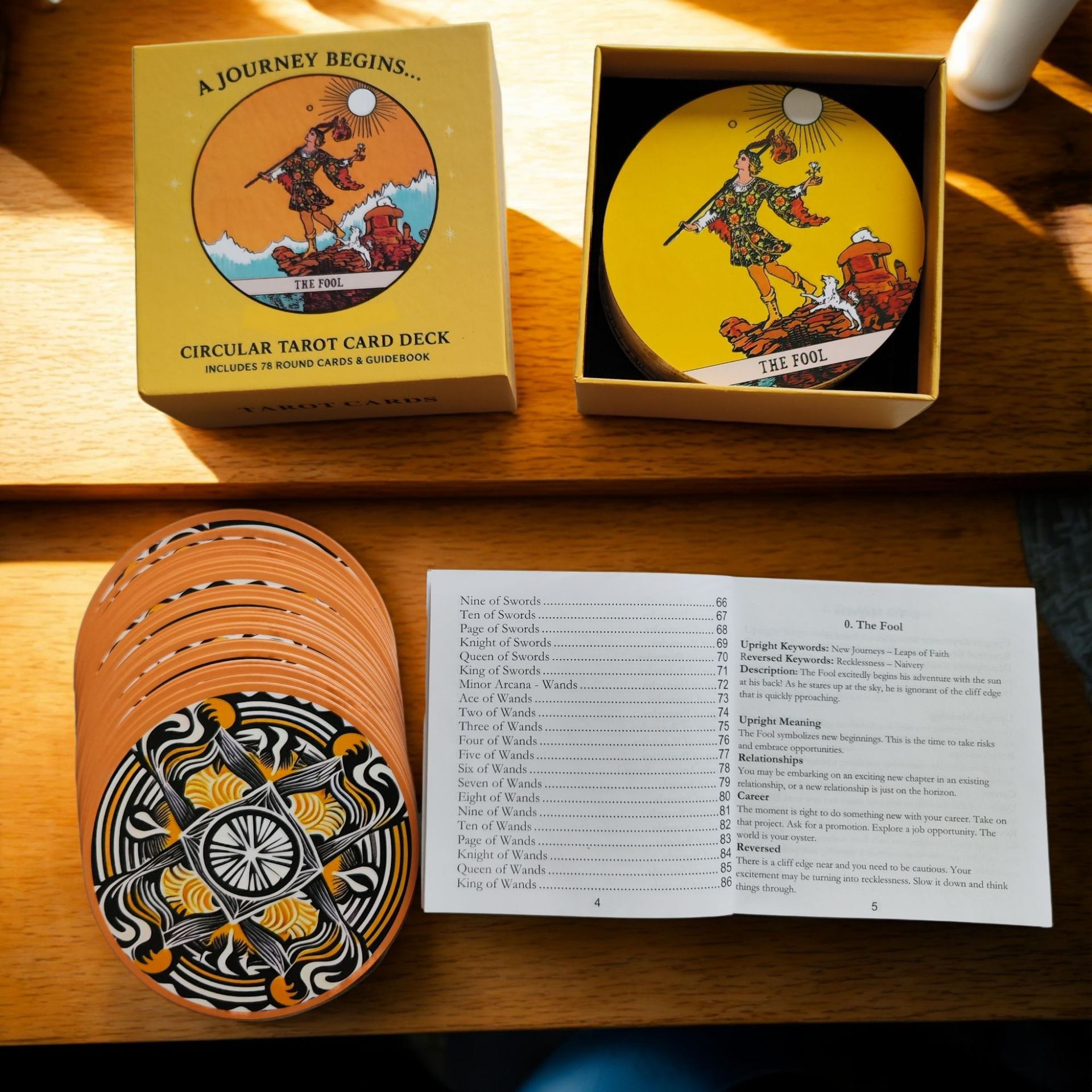 Okrągła talia kart tarota zawi – Tarot Deck With Guidebook recenzja i cena